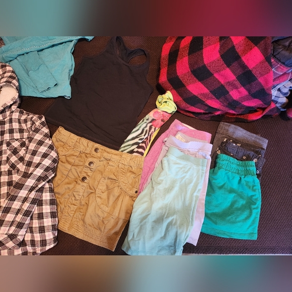 Girls Clothing Lot! 10/12 - Picture 3 of 4